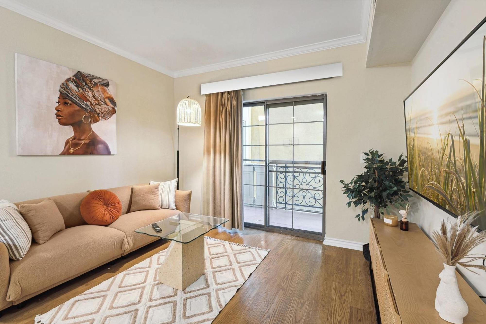 Ideal 1br In Santa Monica Pool, Gym, Free Parking 2 Min To Promenade