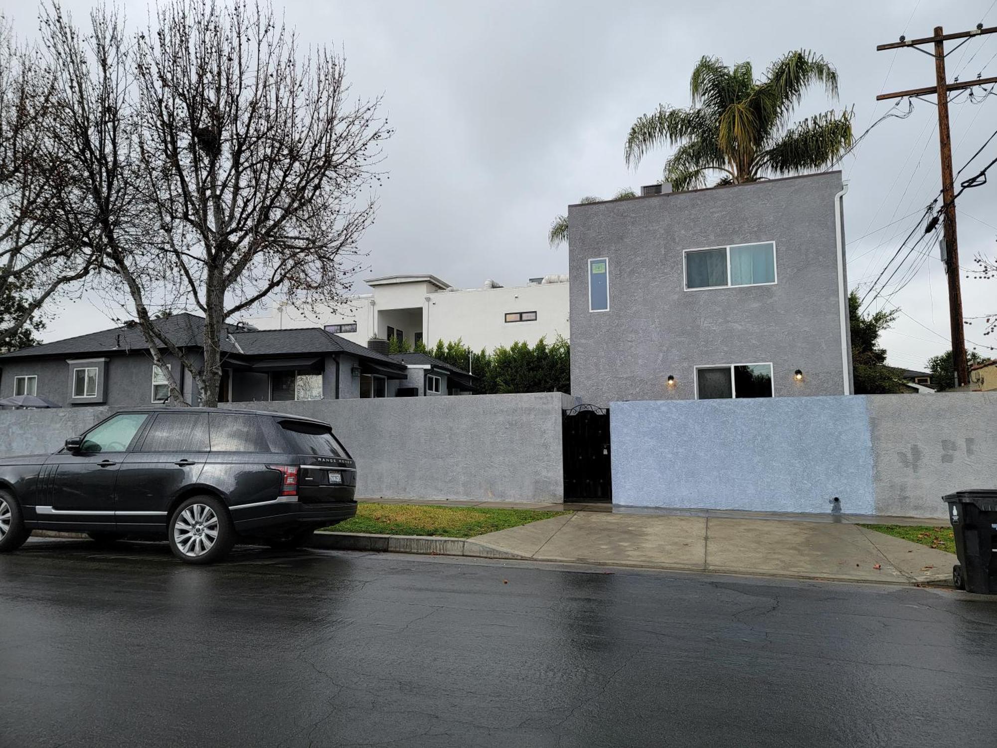 Newly Built 2 Bedroom By Beverlywood A Area Wi-fi Tv Parking Holiday home Los Angeles