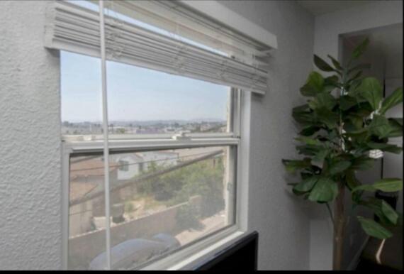 Charming 2br With Onsite Parking Included * Los Angeles