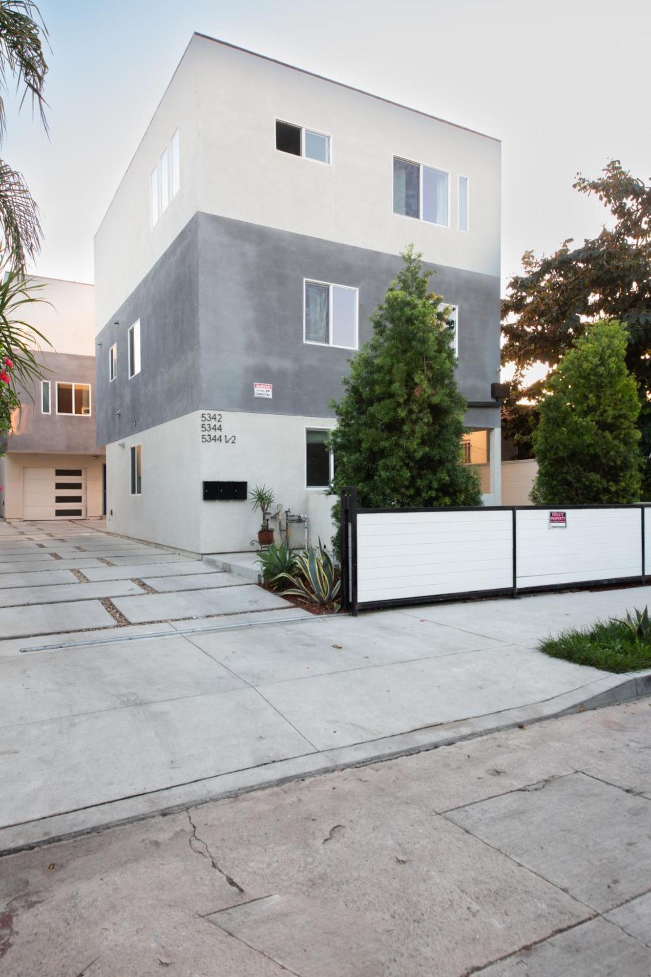 Villa Spacious Luxury In The Heart Of La! Free Parking And Jacuzzi Los Angeles