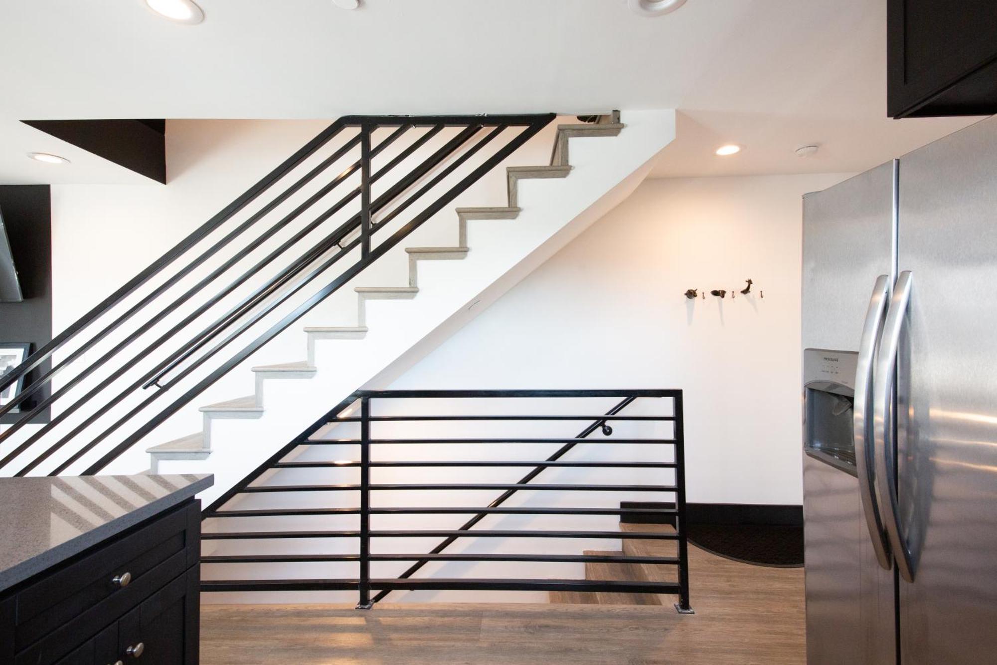 Spacious Luxury In The Heart Of La! Free Parking And Jacuzzi Villa *