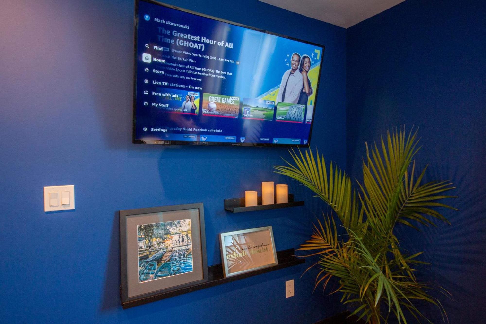 Spacious Luxury In The Heart Of La! Free Parking And Jacuzzi