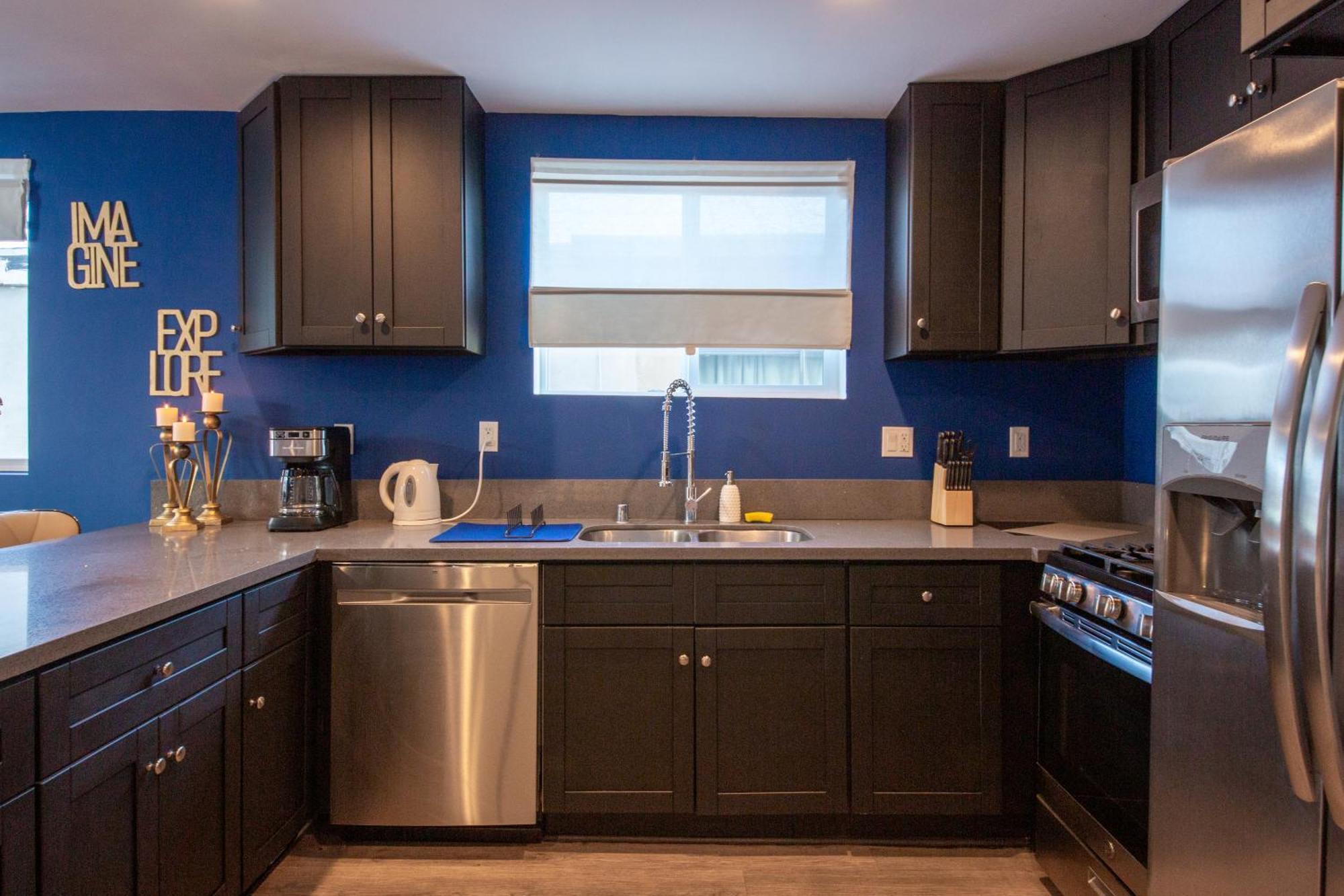 Villa Spacious Luxury In The Heart Of La! Free Parking And Jacuzzi