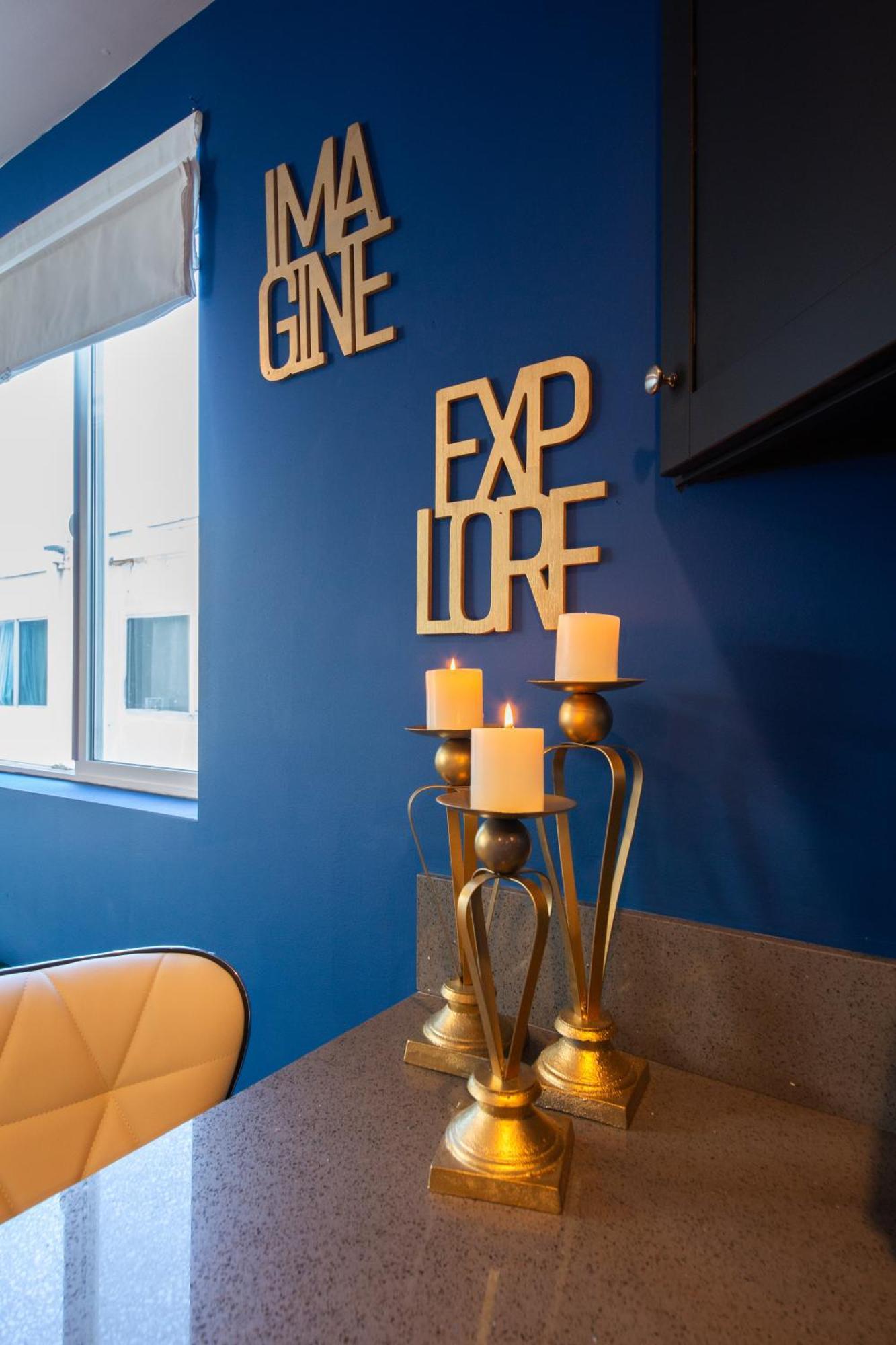 Spacious Luxury In The Heart Of La! Free Parking And Jacuzzi *