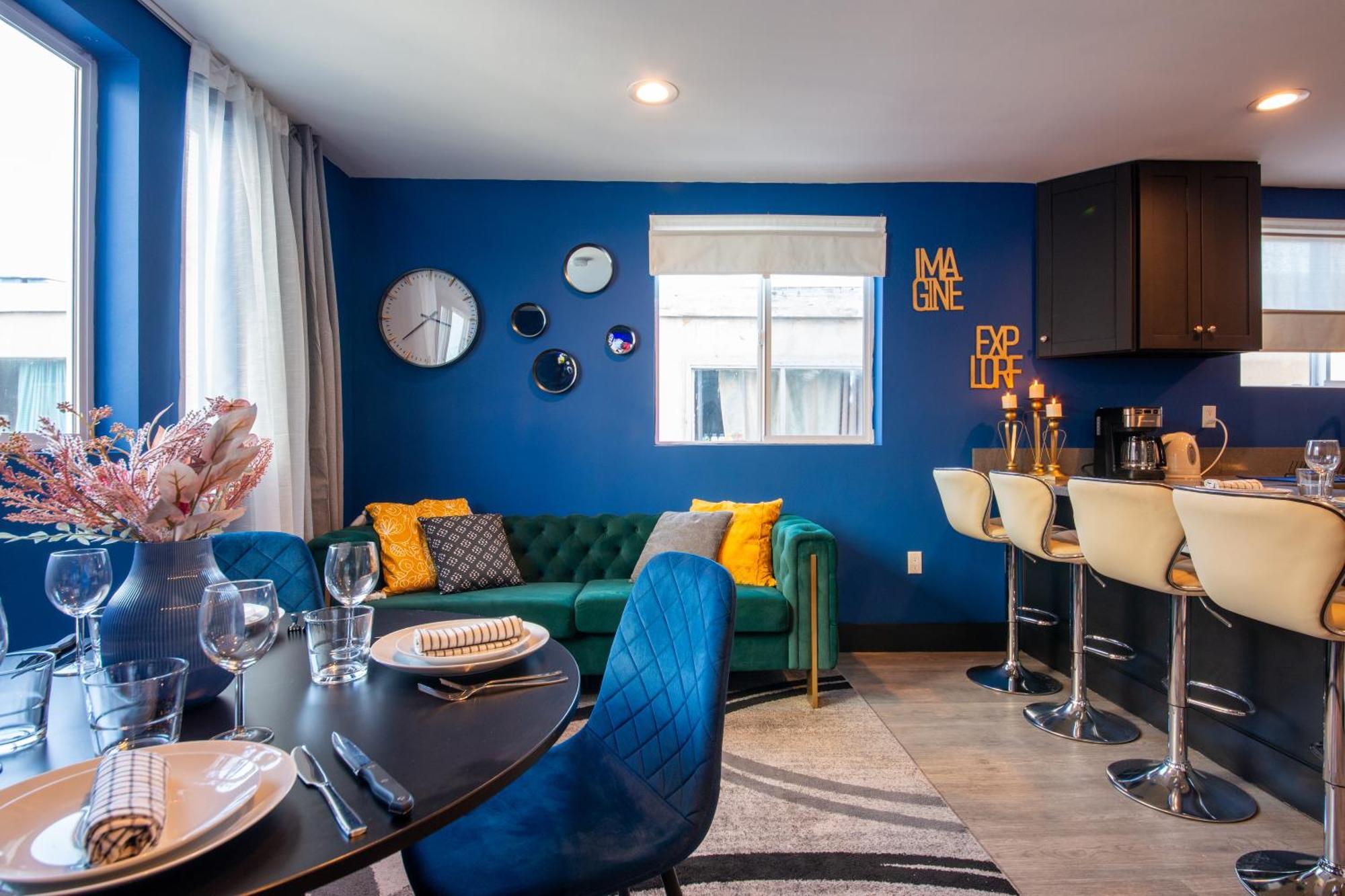 Villa Spacious Luxury In The Heart Of La! Free Parking And Jacuzzi Los Angeles