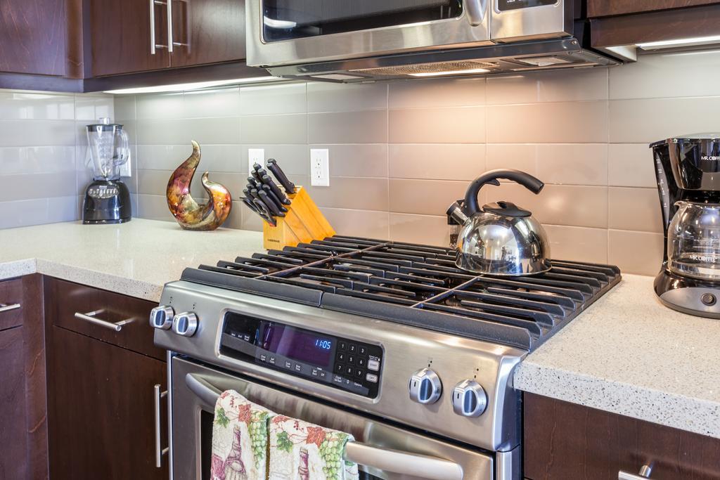 Hollywood Walk Of Fame Furnished Apartment Los Angeles