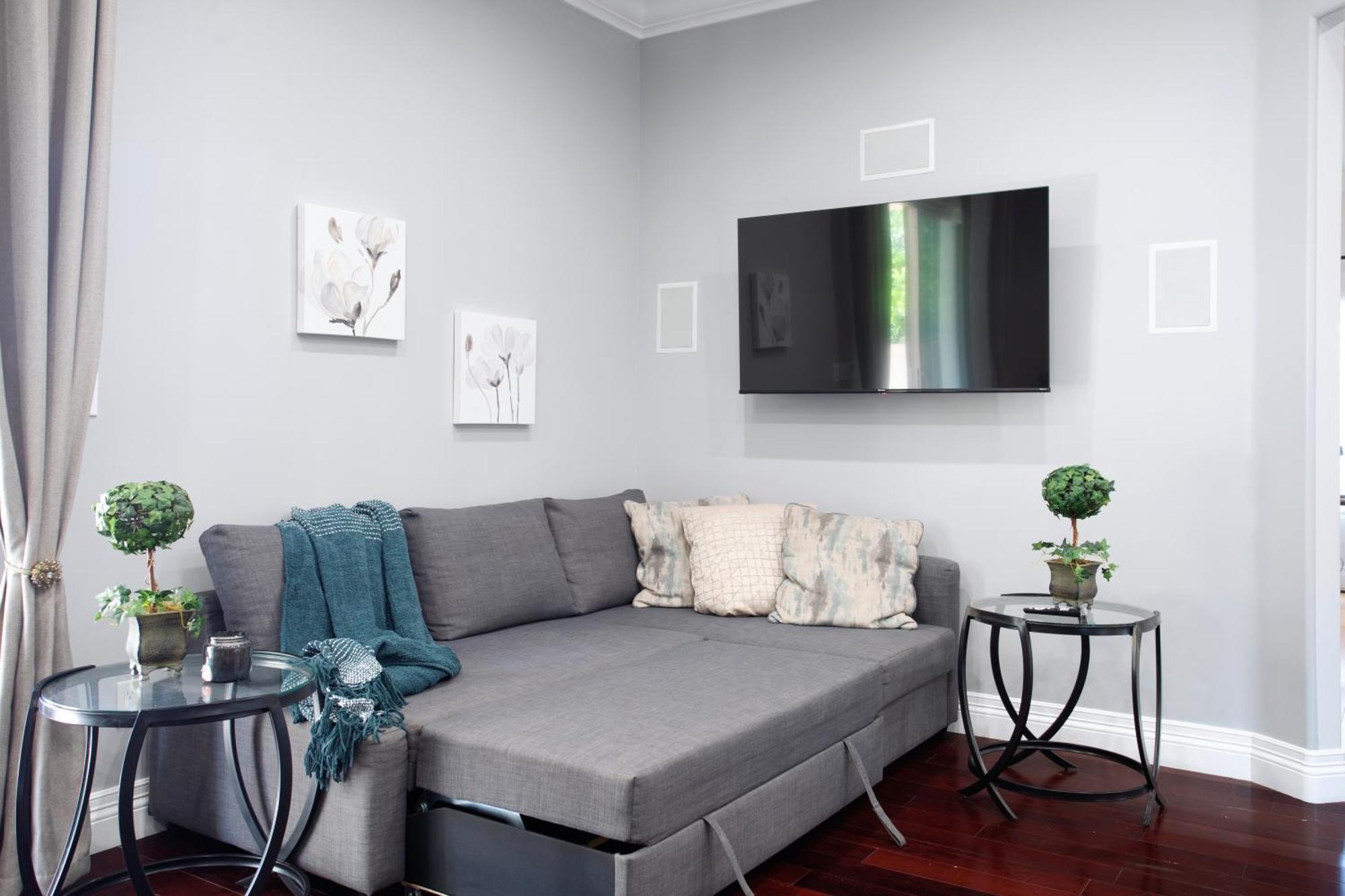 Regal 4 Bed With Hot Tub Close To Universal Sleeps 15 Los Angeles