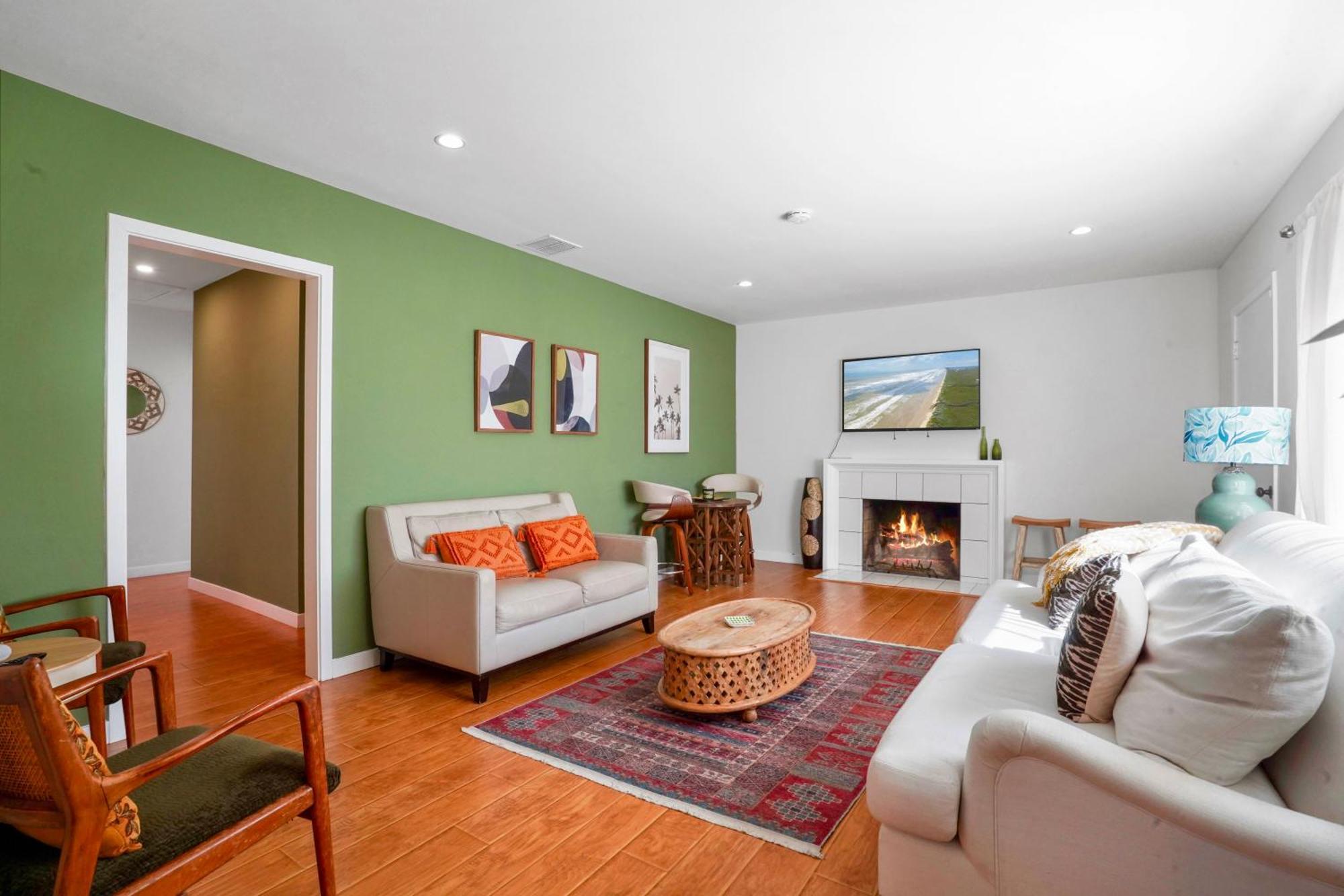 Villa La - Newly Designed 4br With Pool & By Topanga Los Angeles