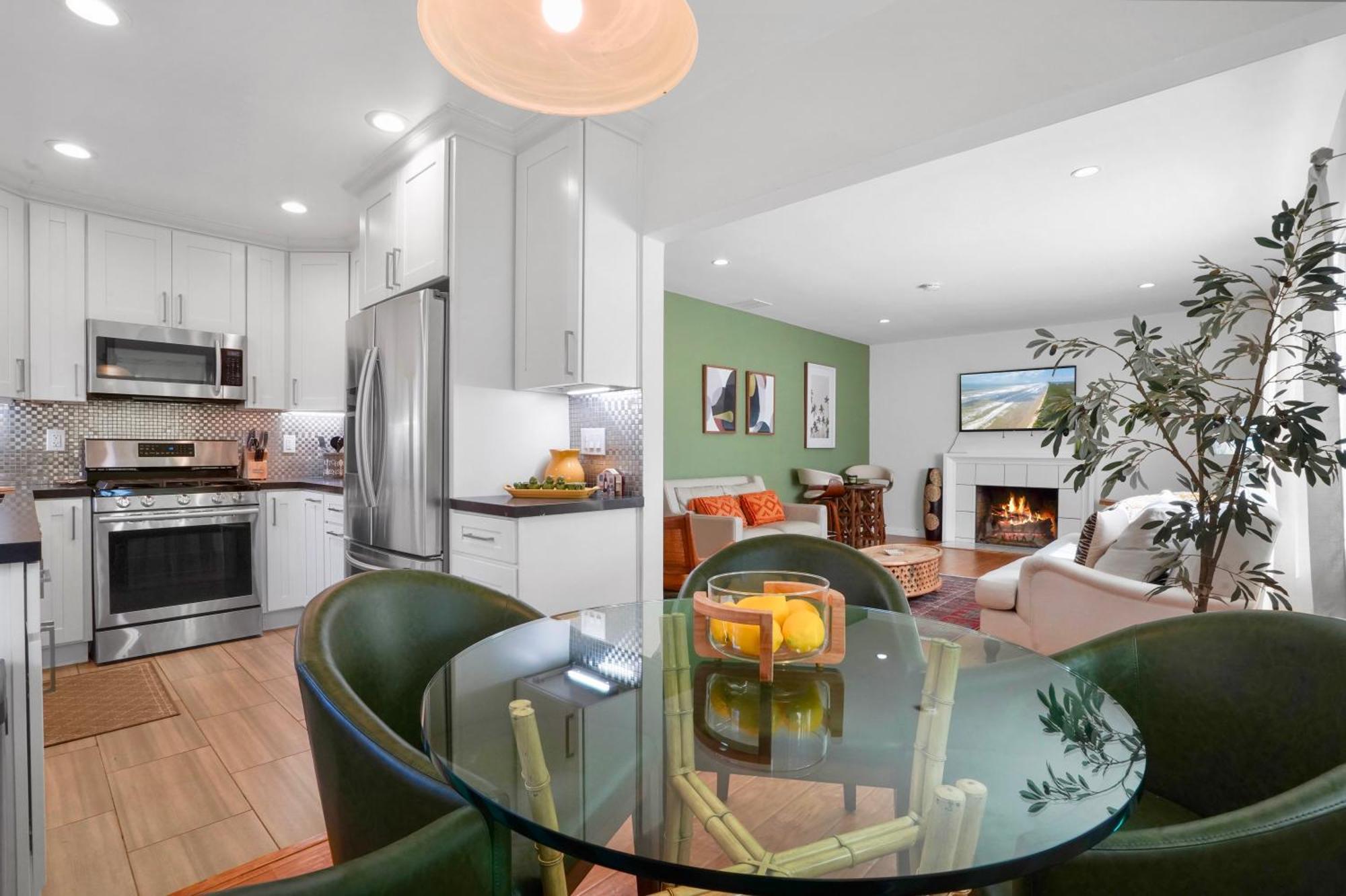 La - Newly Designed 4br With Pool & By Topanga Villa *
