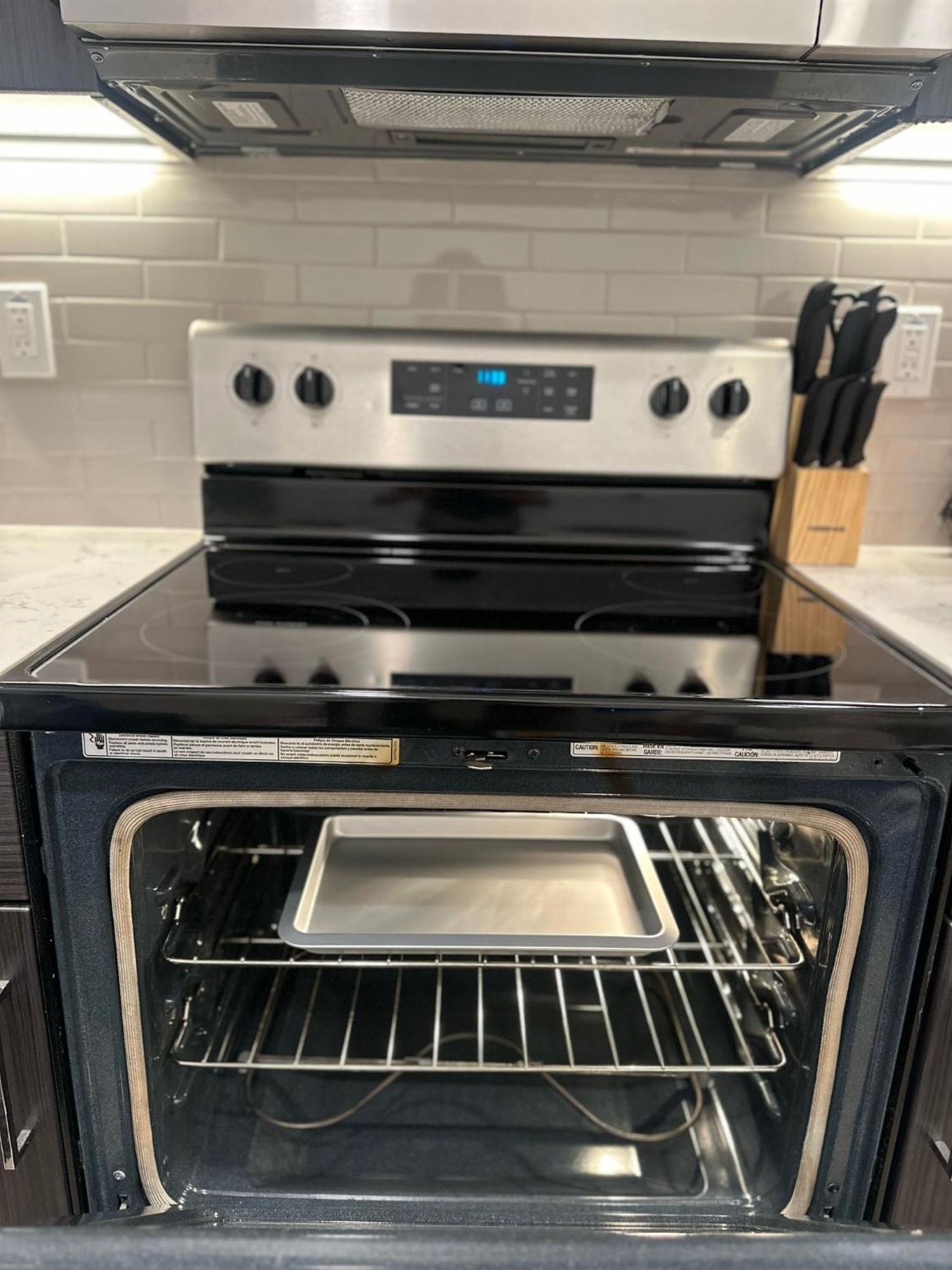 Cozy One Bedroom & Loft Sunset Free Off Site Parking And Wifi * Los Angeles