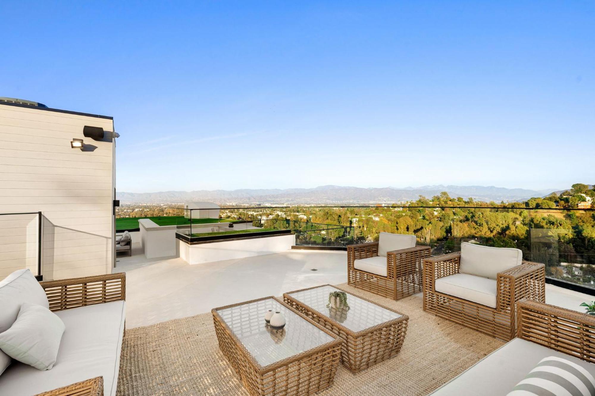 Apartment Woodhill Canyon *