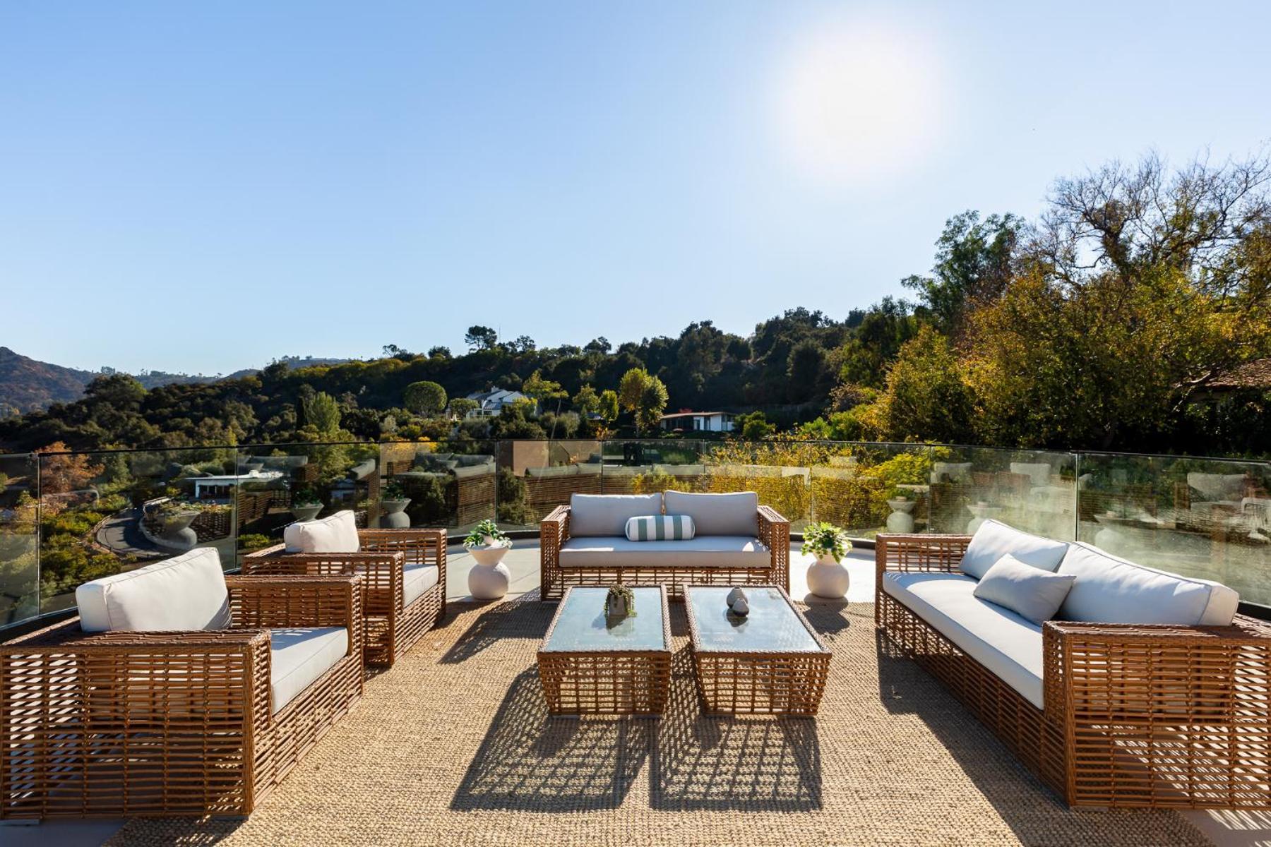 Apartment Woodhill Canyon Los Angeles