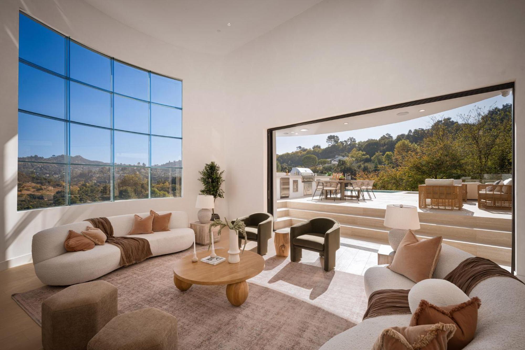 Apartment Woodhill Canyon Los Angeles