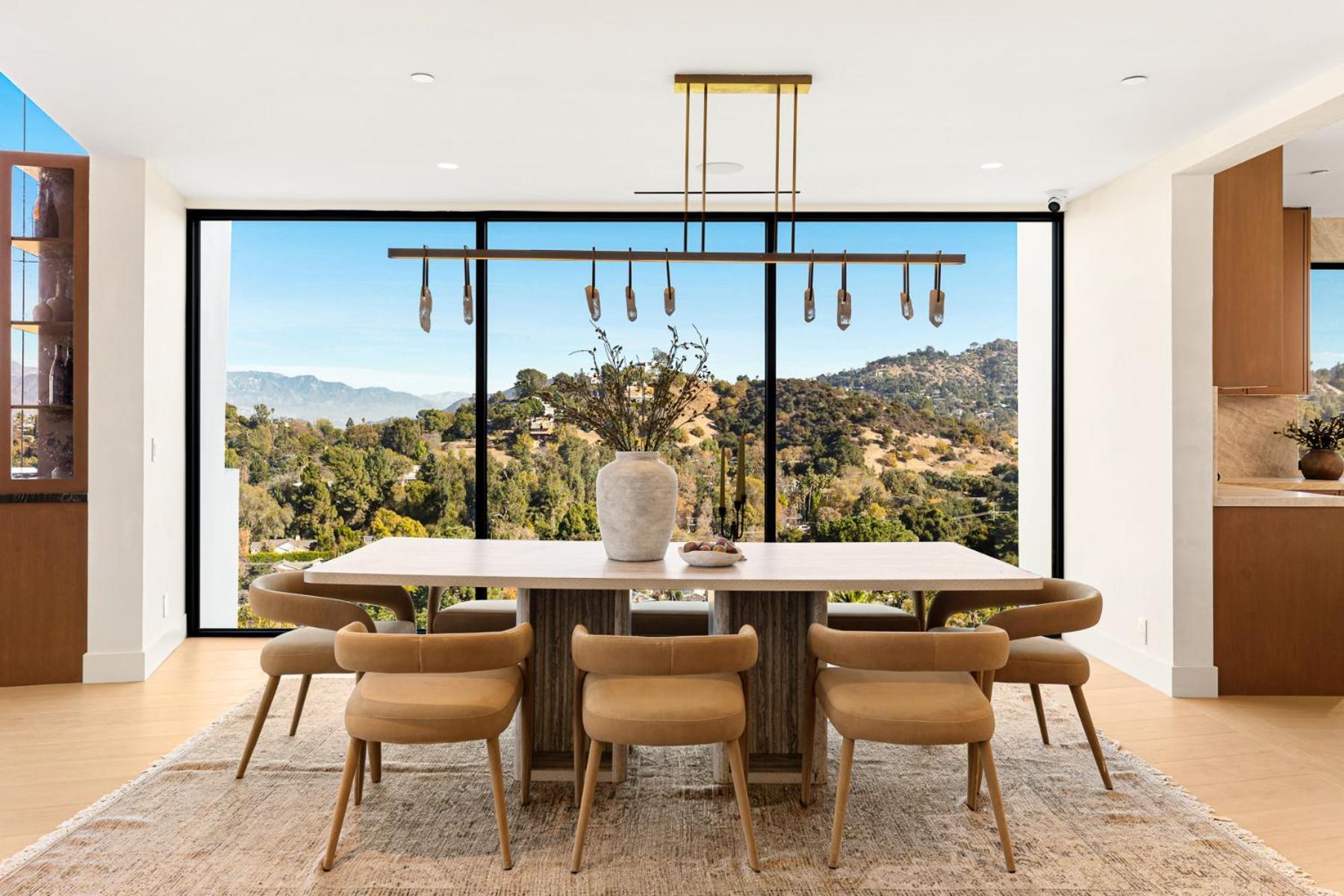 Woodhill Canyon Apartment