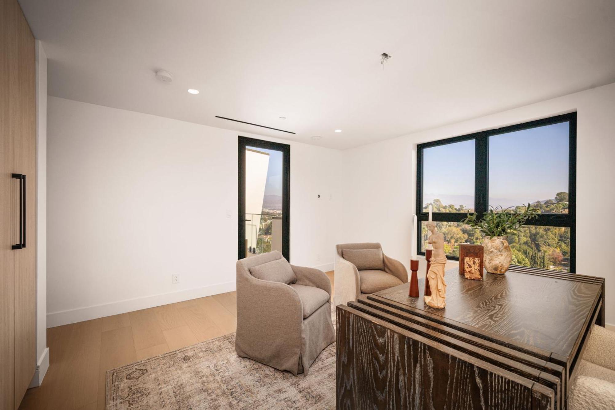 Apartment Woodhill Canyon