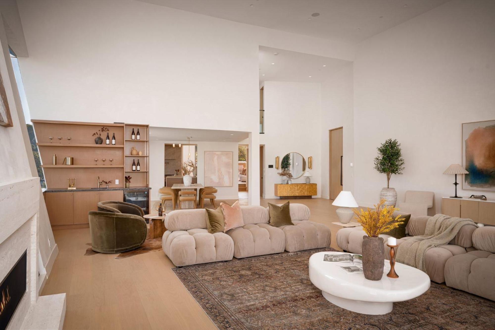 Apartment Woodhill Canyon