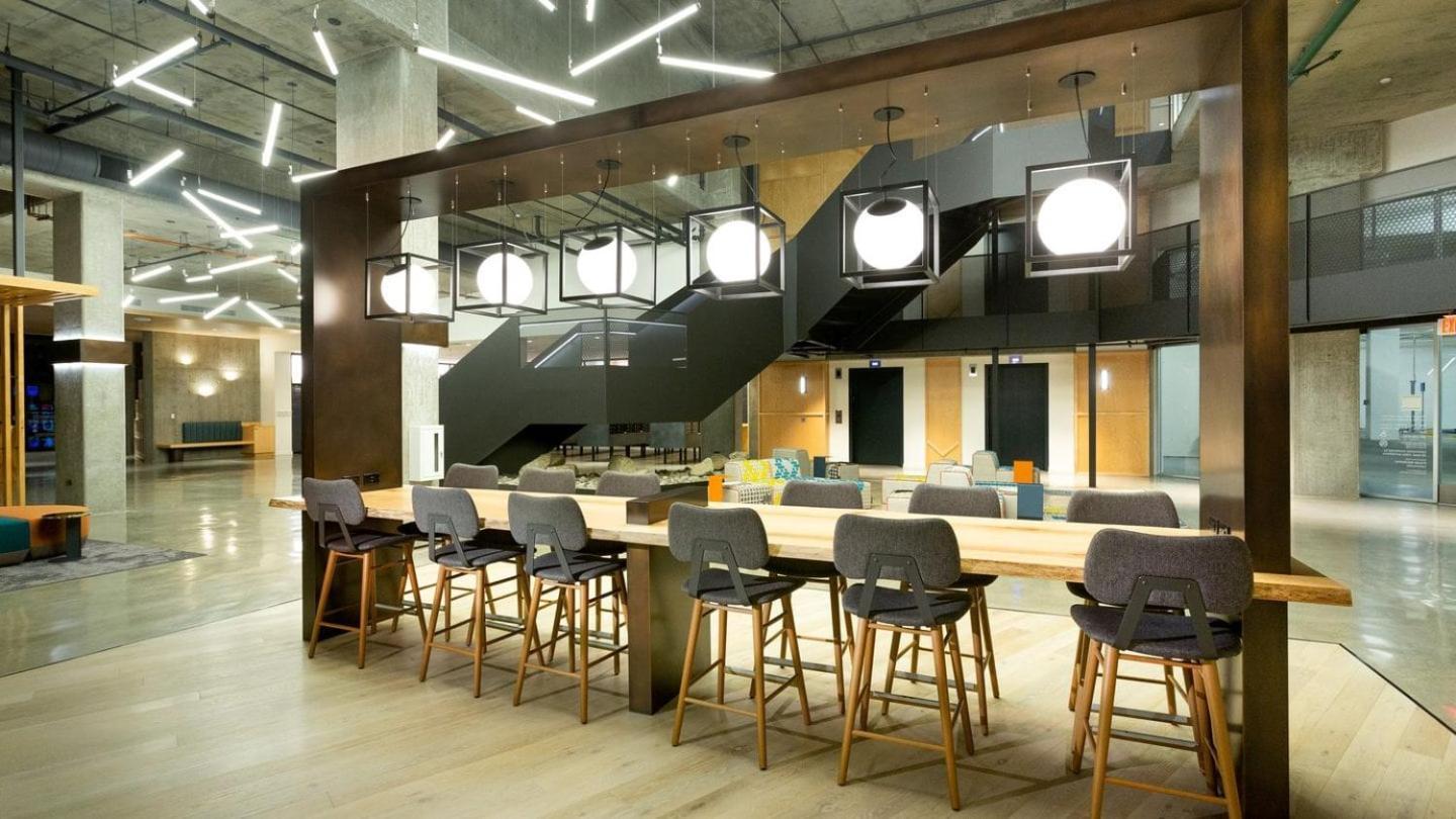 Trendy 2bd Haven In Hollywood! Parking & Pool Los Angeles