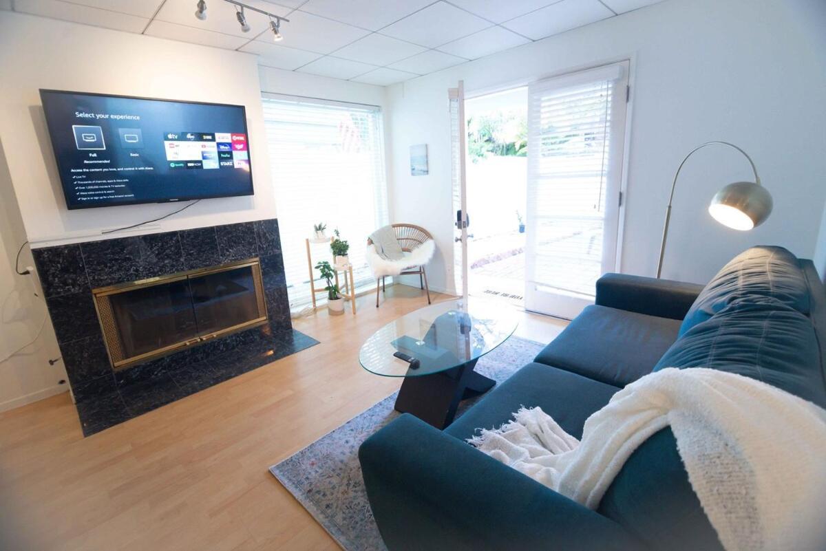 King Oasis - Steps To With Garden Patio! Apartment