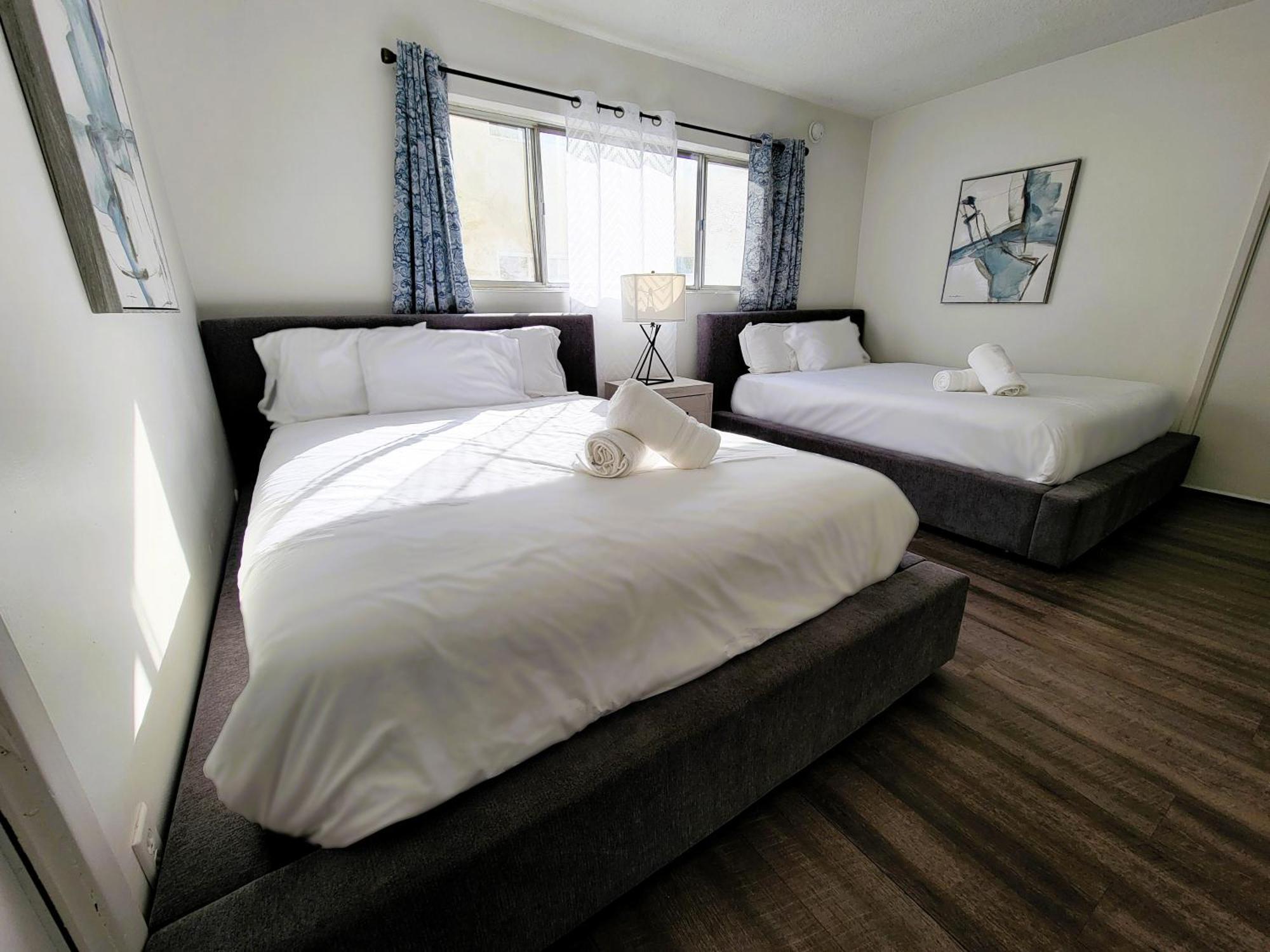 Spacious 3br & 2ba With Wifi, Tv & Kitchen 5 Mins To Lacma & Academy Museum Of Motion Pictures *