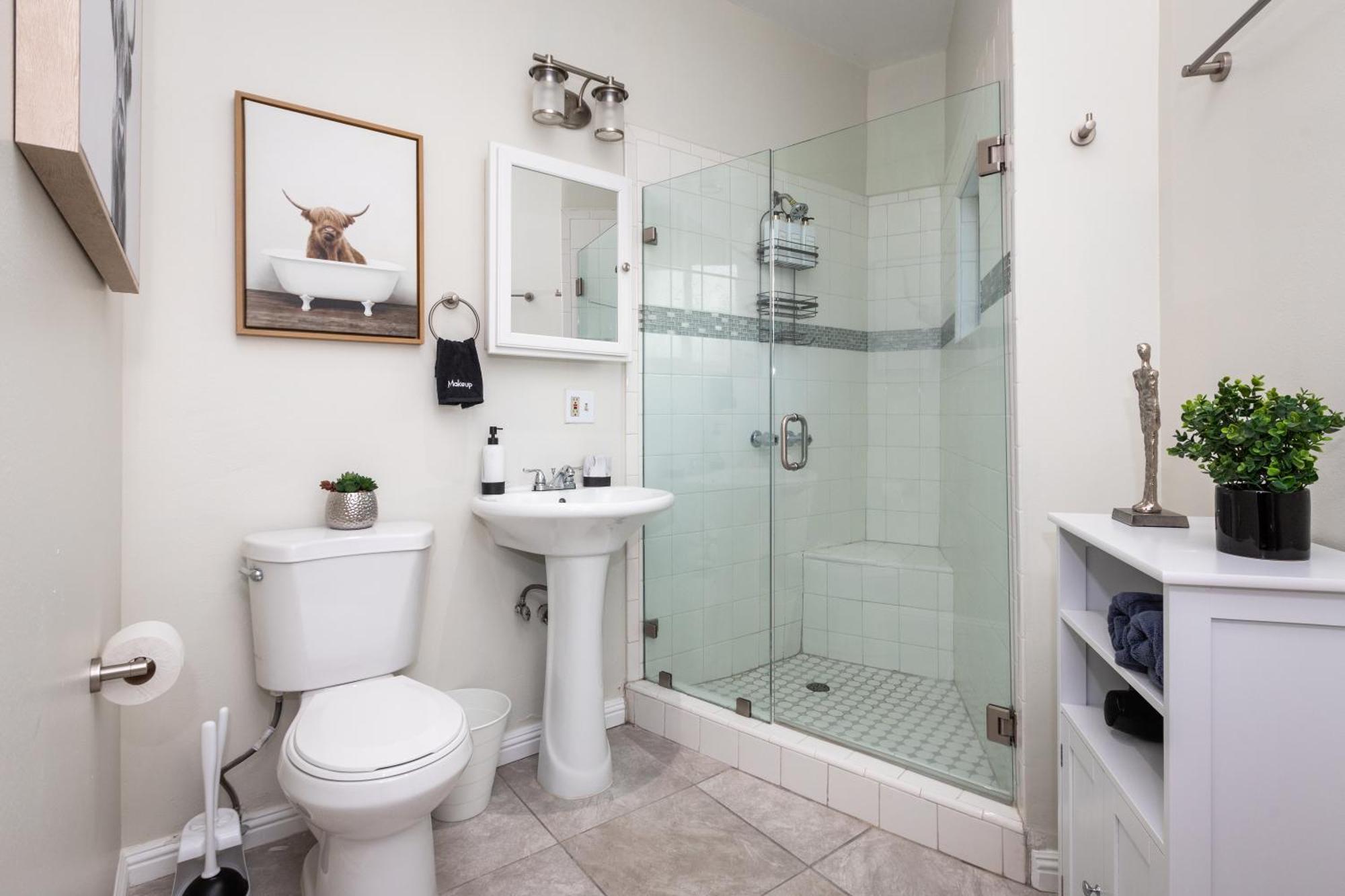 Sunny Socal Escape 3br 2ba Bright With Pool Holiday home