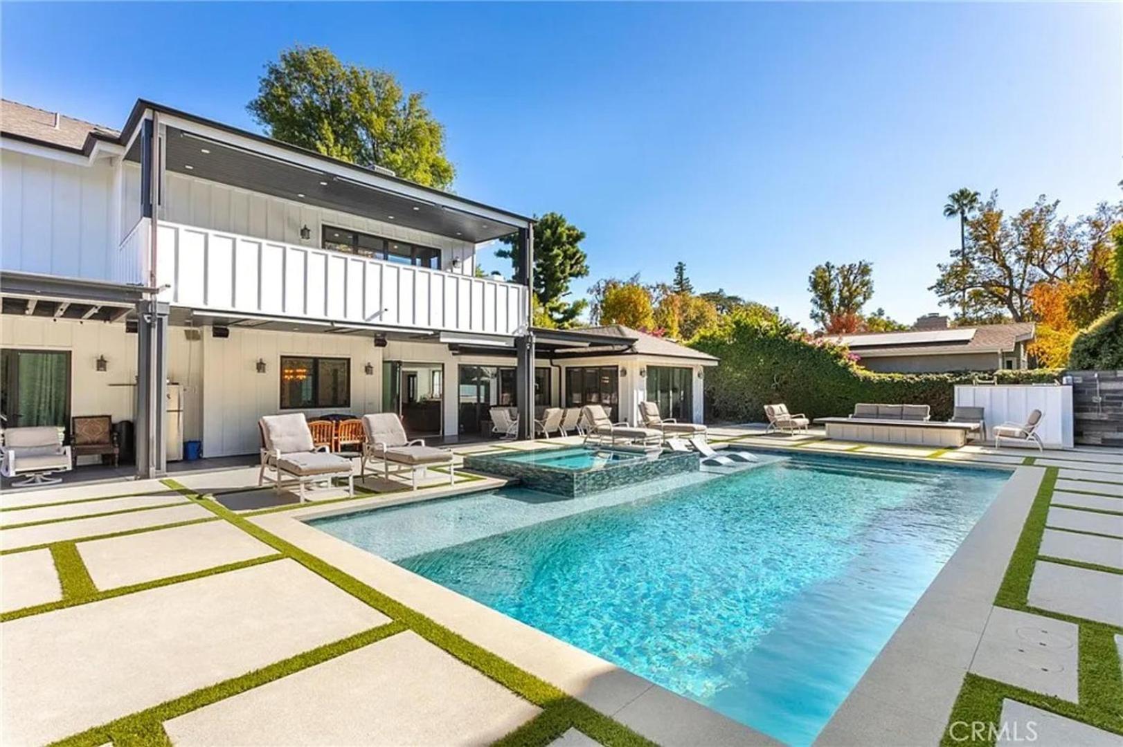 Contemporary Elegance Sleeps 16 Pool Hot Tub Los Angeles