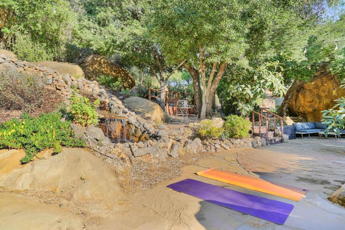 Holiday home Private Romantic Escape, Hidden Gem W Hot Tub Los Angeles
