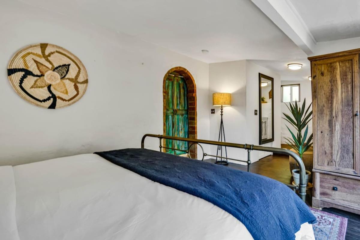 Private Romantic Escape, Hidden Gem W Hot Tub