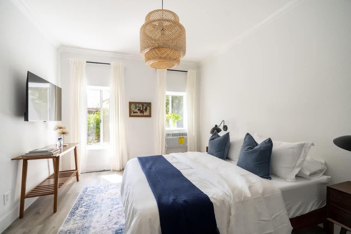Hideaway In Beachwood *