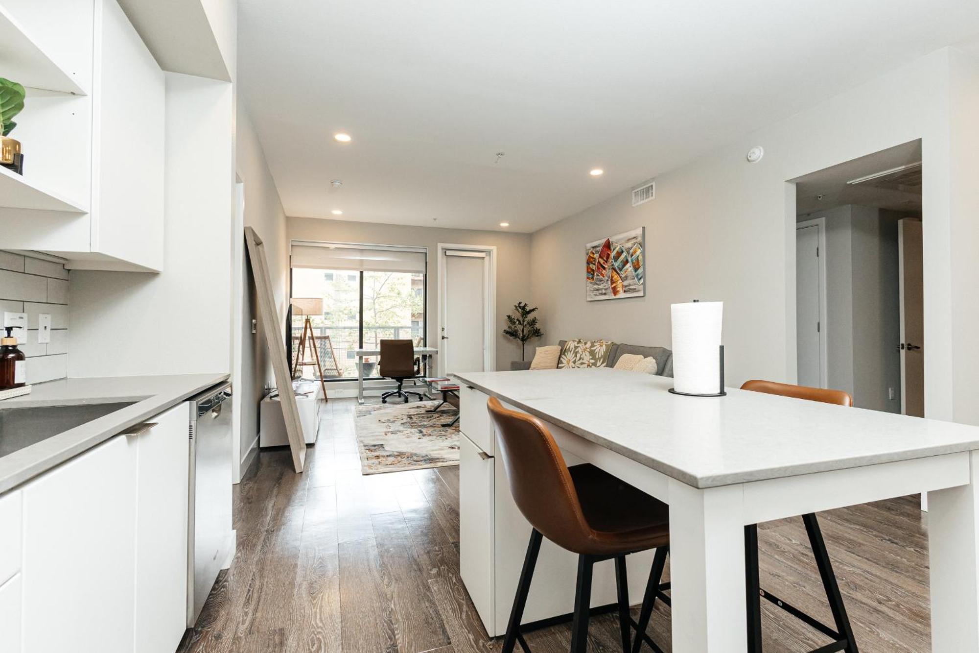 Apartment Magnificent Two Bedroom In West Hollywood Los Angeles