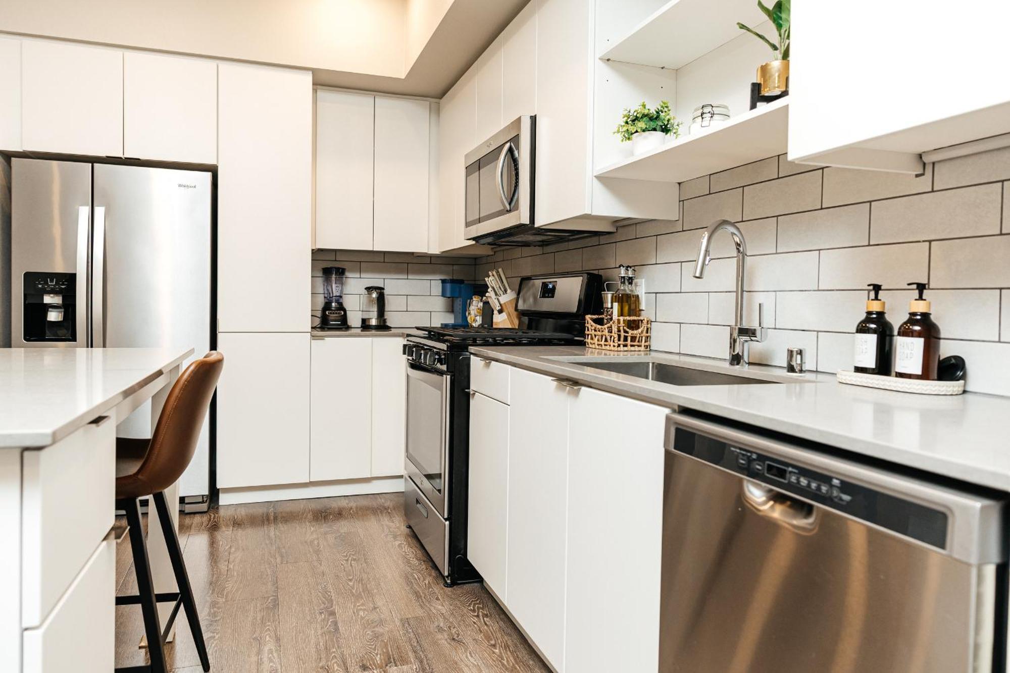 Apartment Magnificent Two Bedroom In West Hollywood Los Angeles