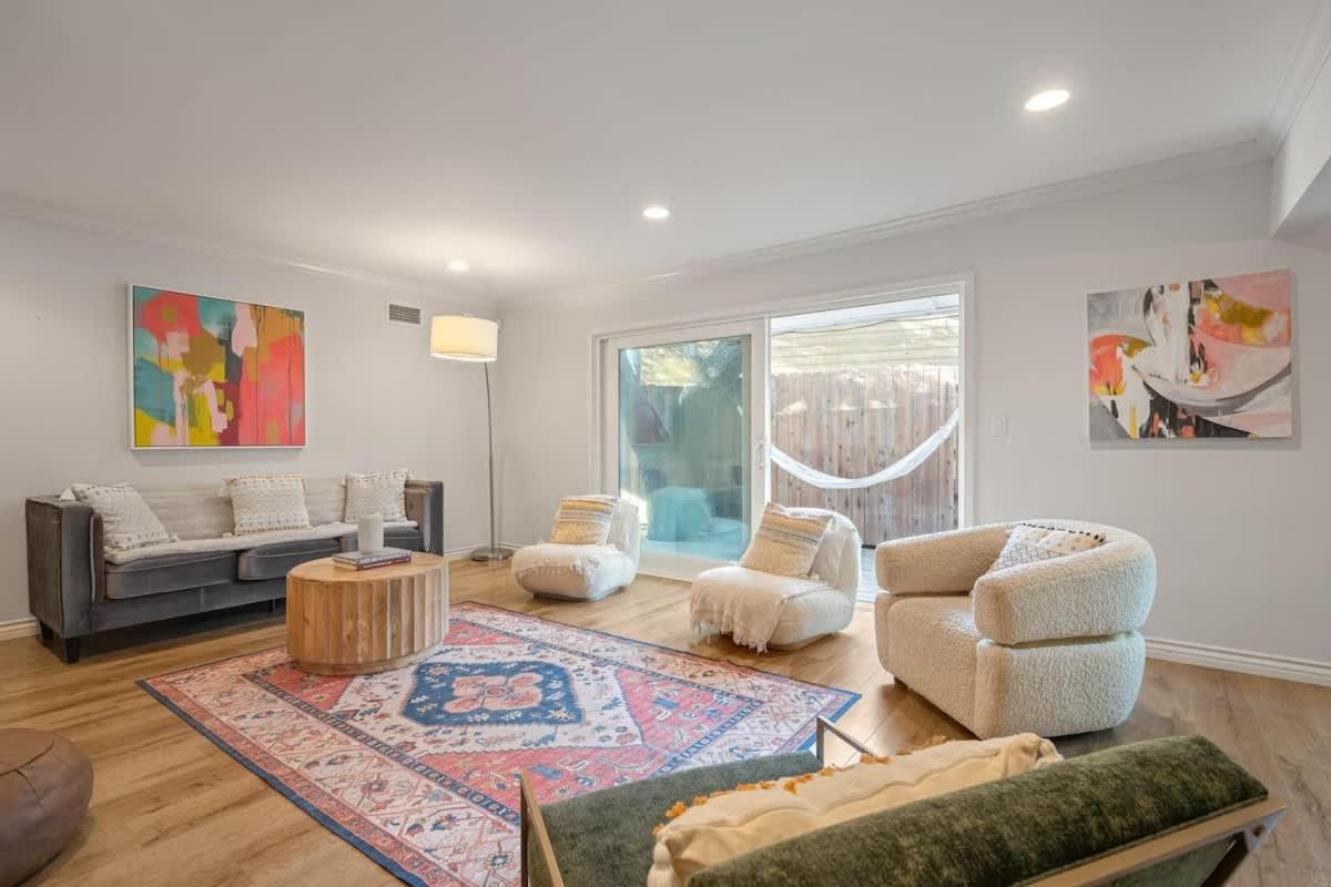 Woodland Hills Heavenly Gateway