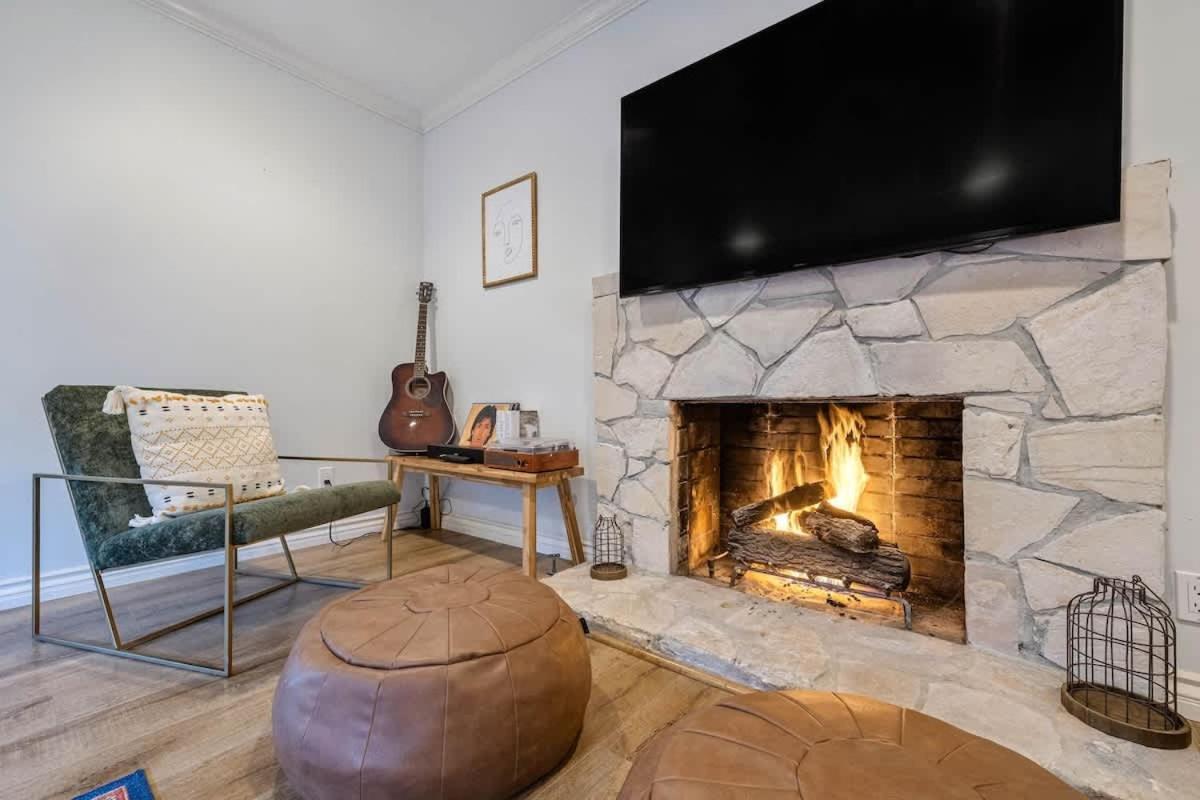 Woodland Hills Heavenly Gateway Holiday home *