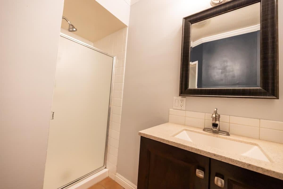 Woodland Hills Heavenly Gateway Holiday home
