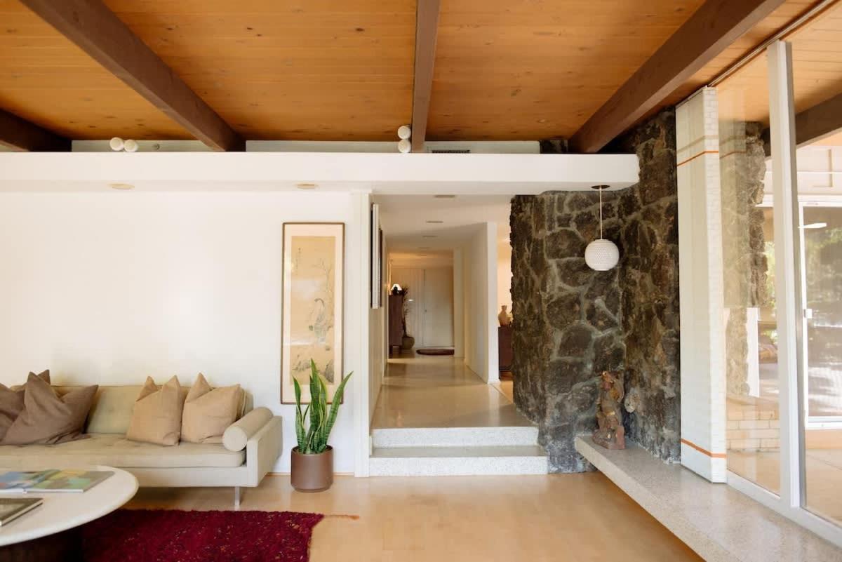 Mountain Getaway With A Pool Hot Tub 5 Beds Holiday home Los Angeles