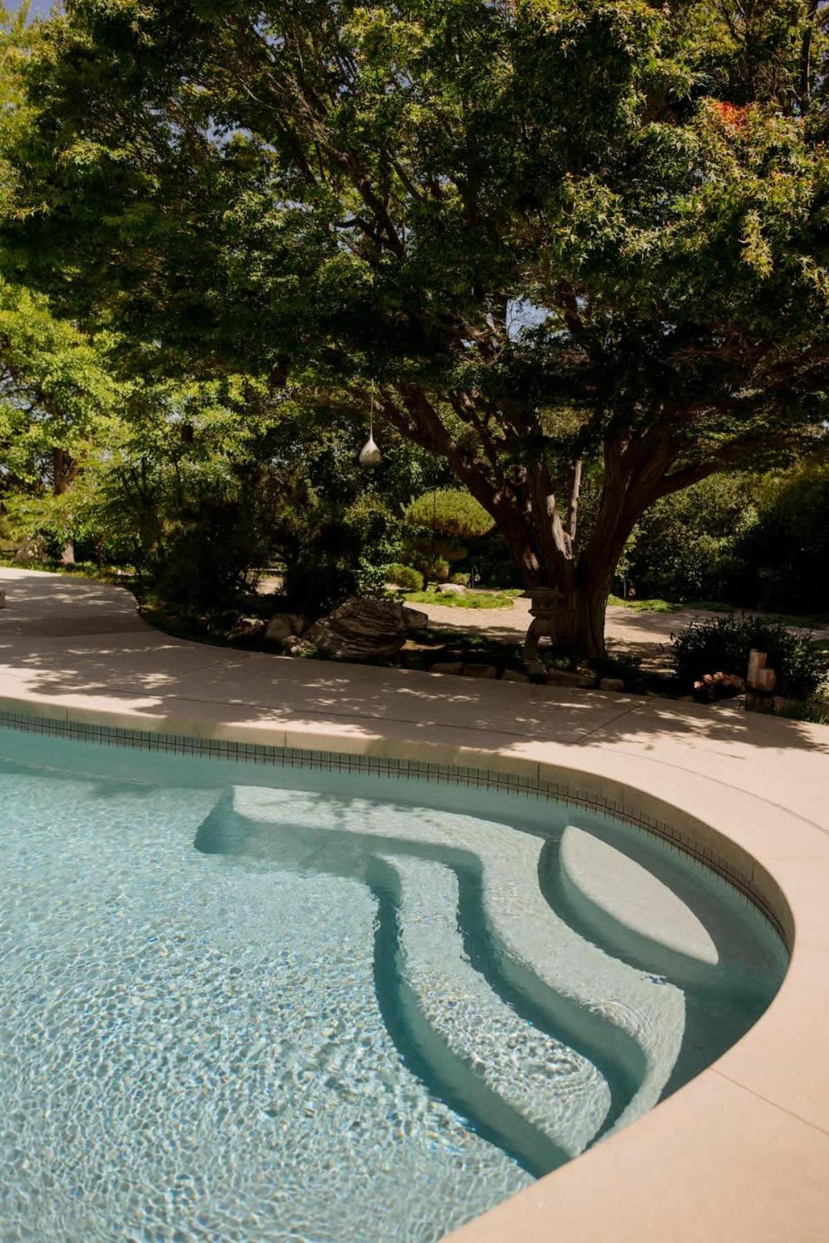 Mountain Getaway With A Pool Hot Tub 5 Beds Holiday home Los Angeles