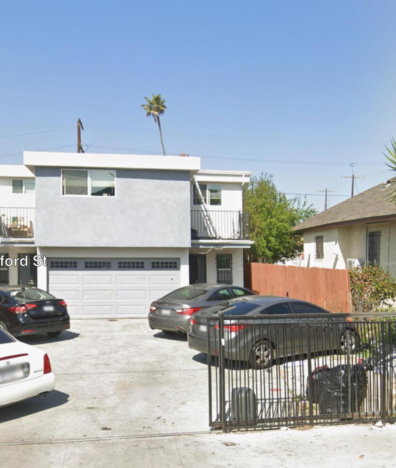 The Concrete Jungle On Crawford Hostel Los Angeles