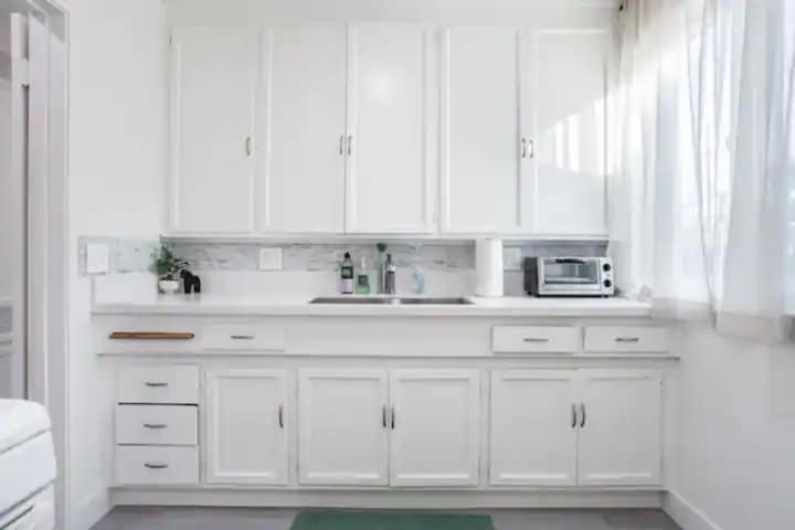 Newly Furnished Vacation Home-ken * Los Angeles