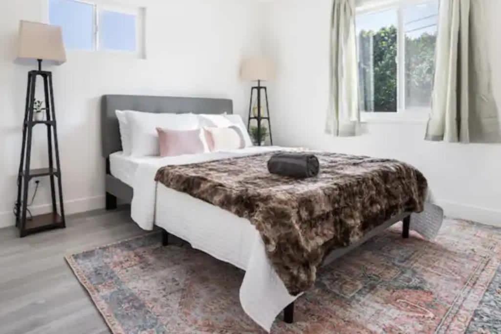 Newly Furnished Vacation Home-ken Holiday home Los Angeles