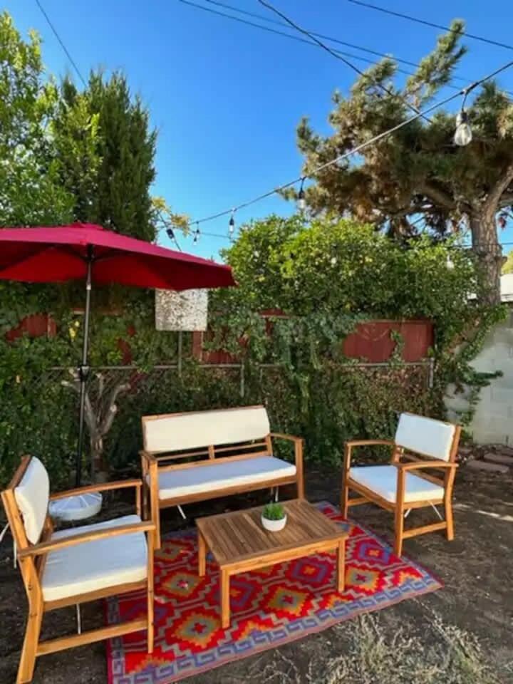 Newly Furnished Vacation Home-ken Holiday home Los Angeles