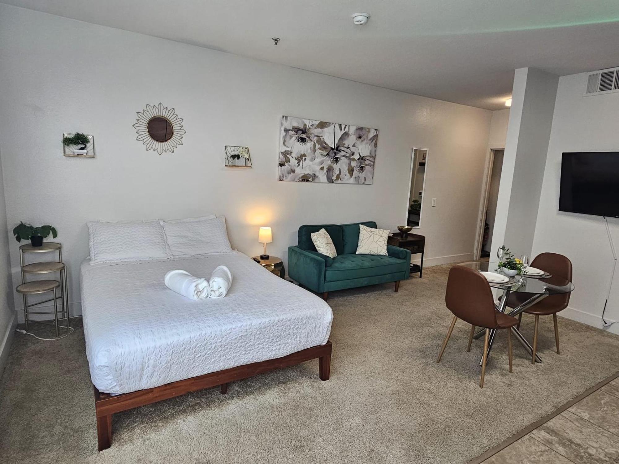 Apartment Exclusive In Mdr-venice With Pool, Gym & Hottub *