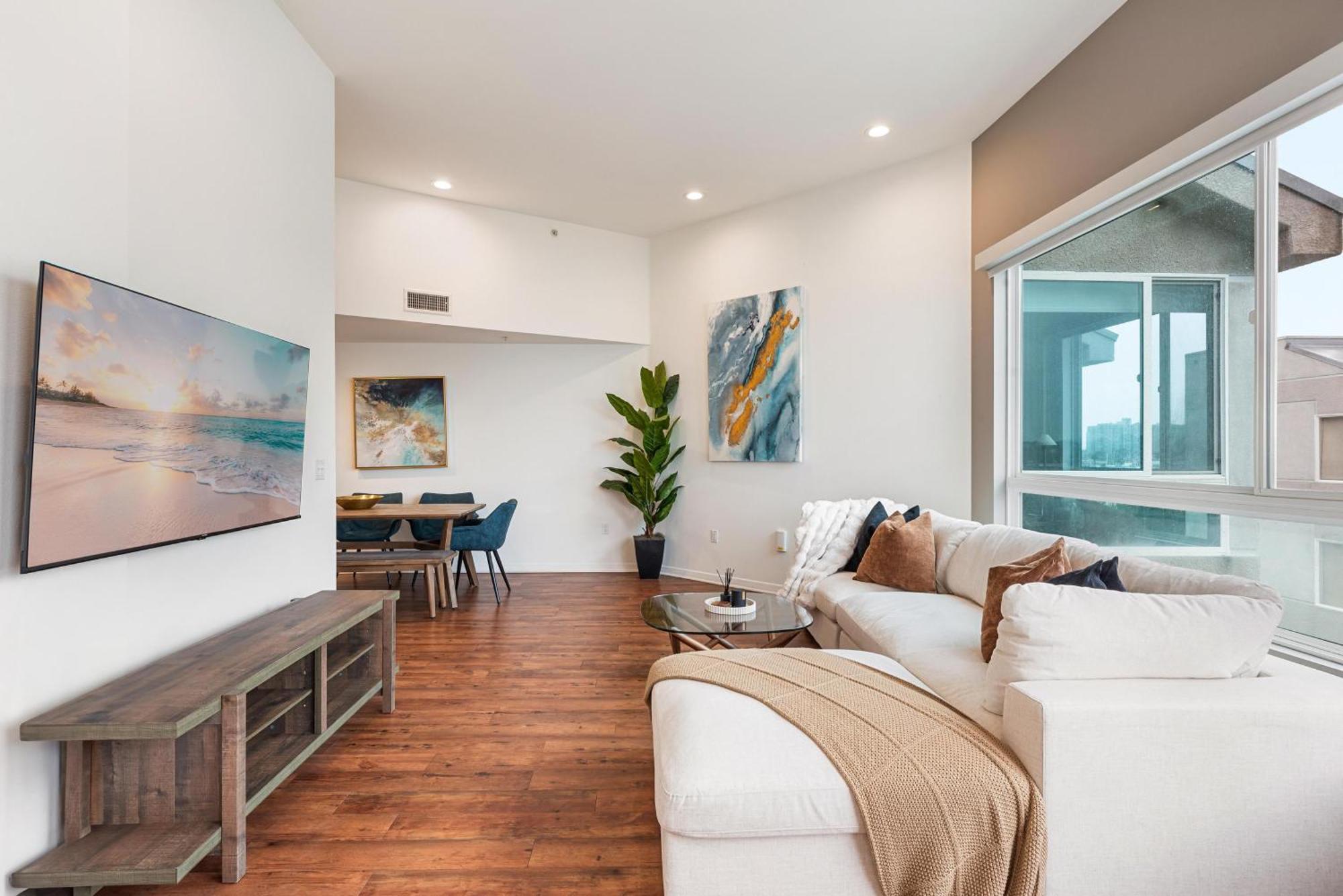 Opal Escape - Penthouse Marina View Private Rooftop Apartment Los Angeles