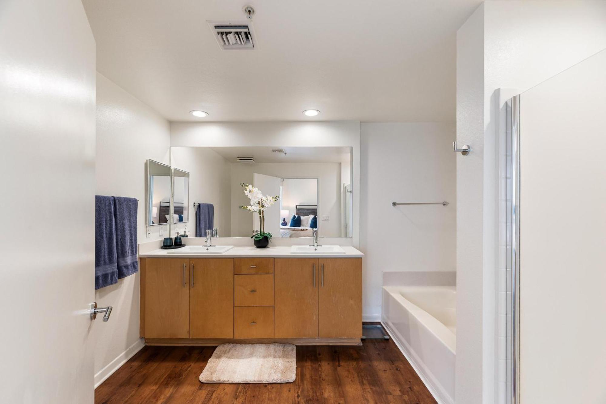 Apartment Opal Escape - Penthouse Marina View Private Rooftop