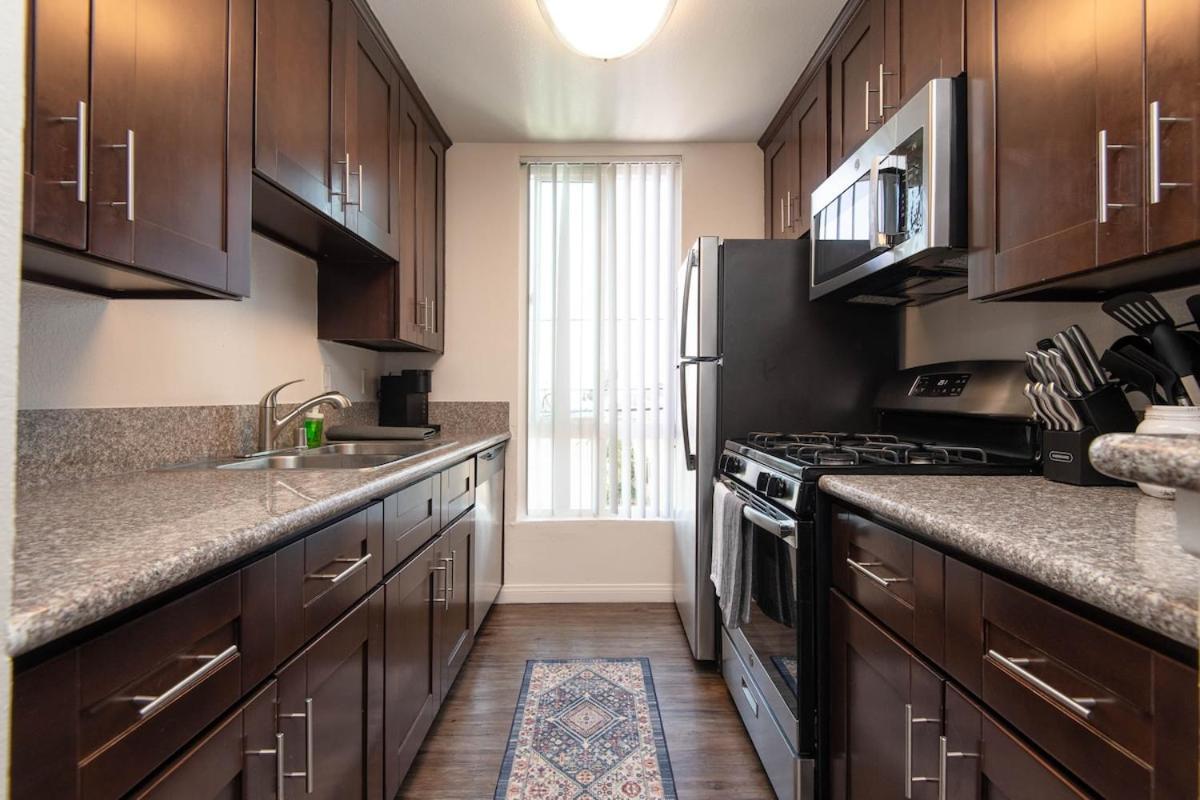 Apartment 2br Hollywood With Rooftop Pool & Stunning Views Los Angeles