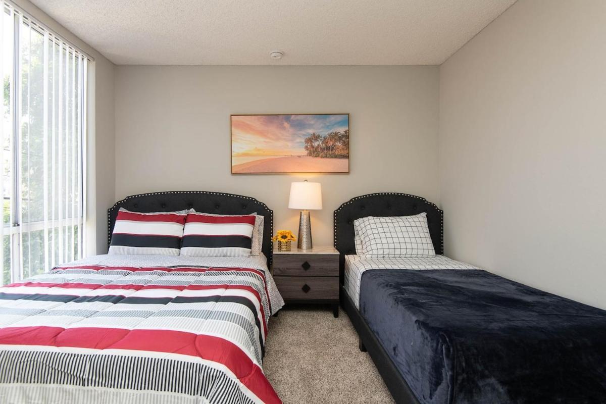 2br Hollywood With Rooftop Pool & Stunning Views Apartment *
