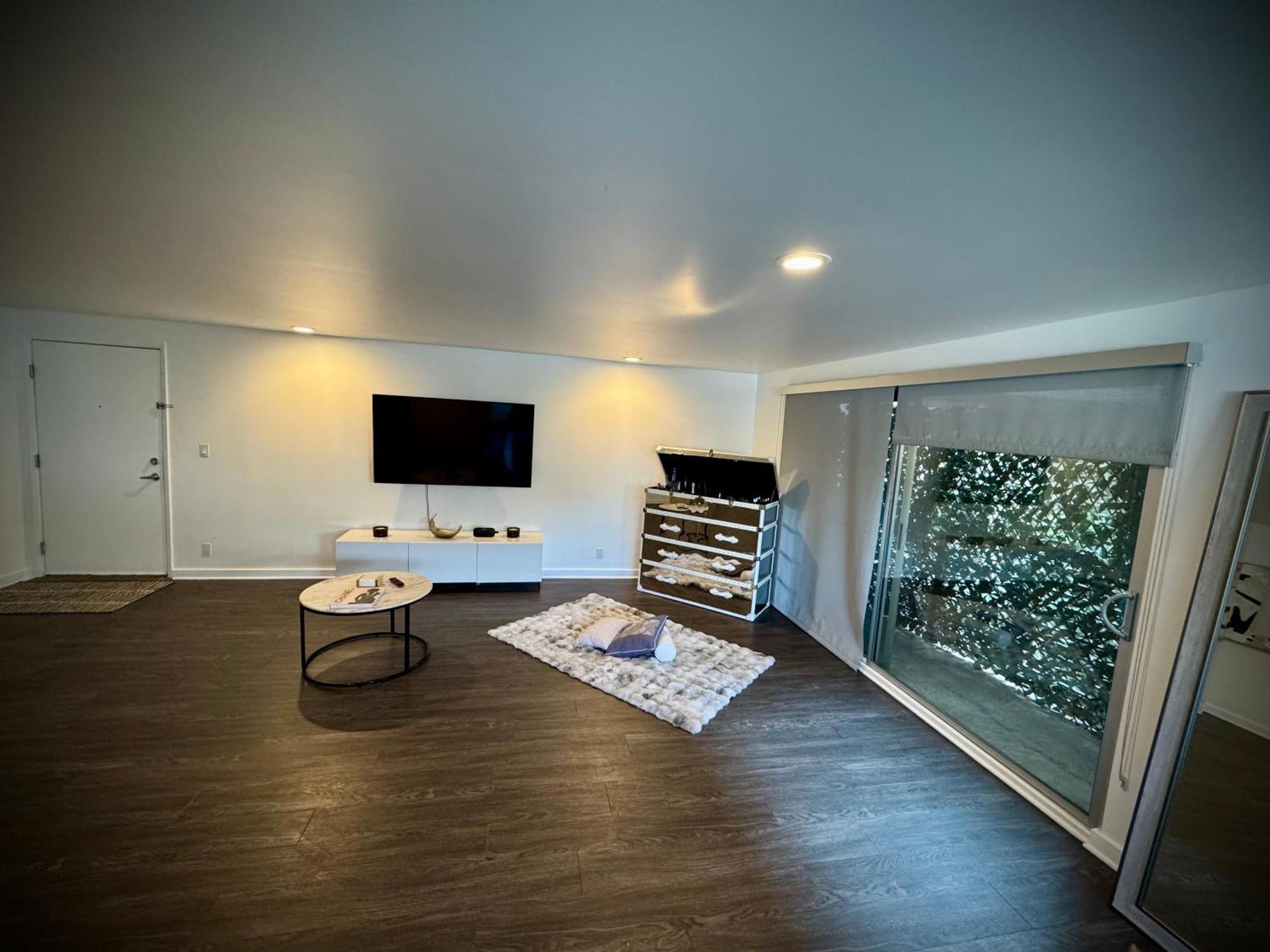 Homestay Masion De Beverly Hills *