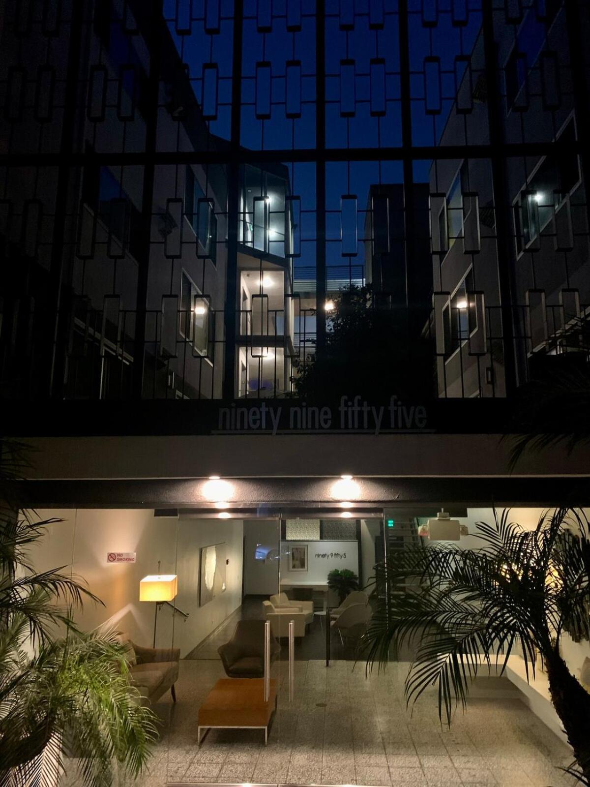 Homestay Masion De Beverly Hills