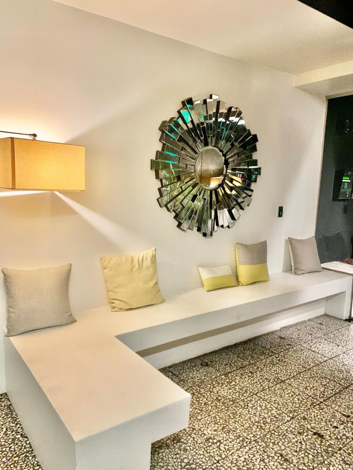 Masion De Beverly Hills Homestay *