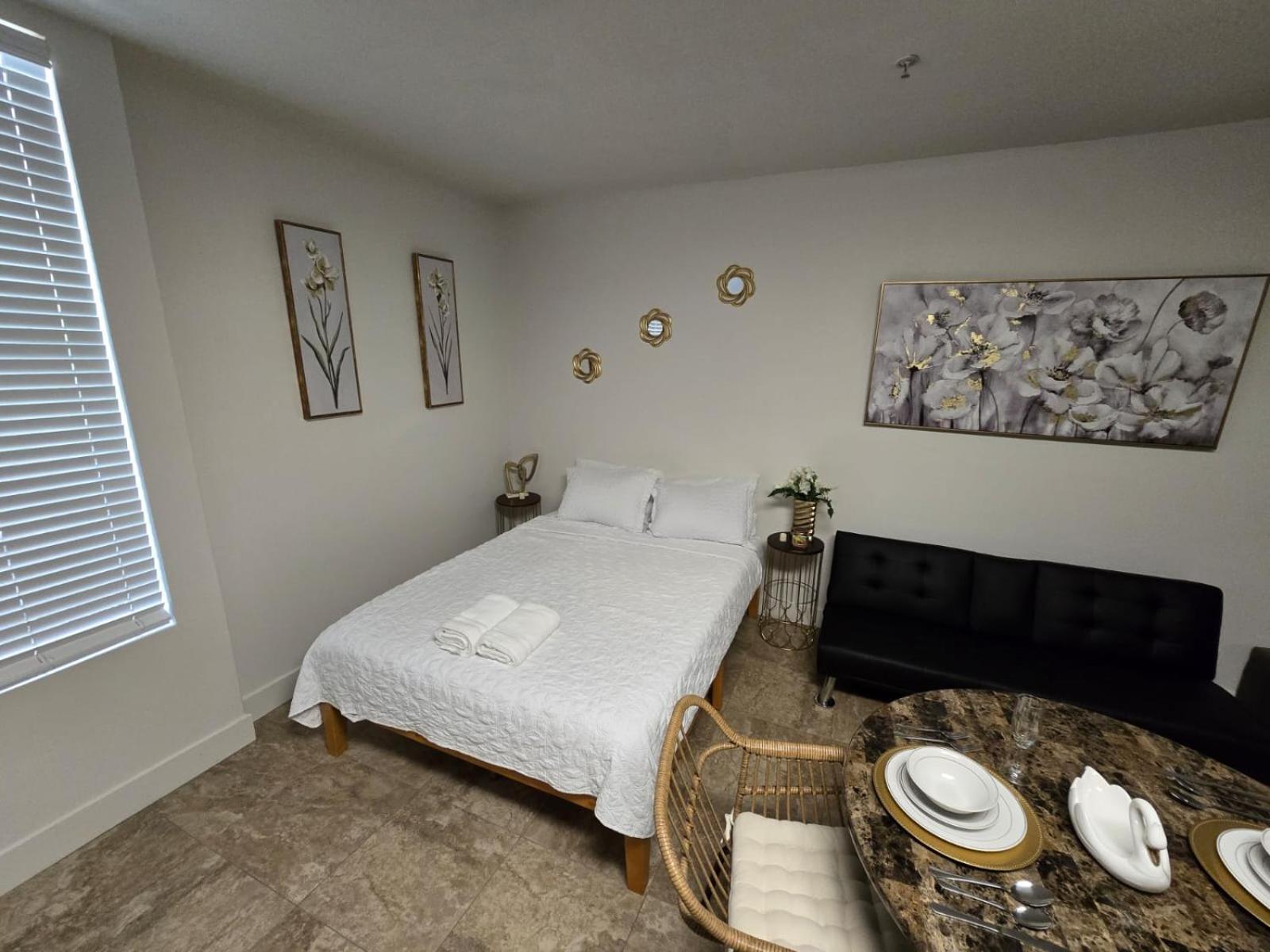 Exclusive In Mdr-venice With Pool, Gym & Hottub Apartment Los Angeles