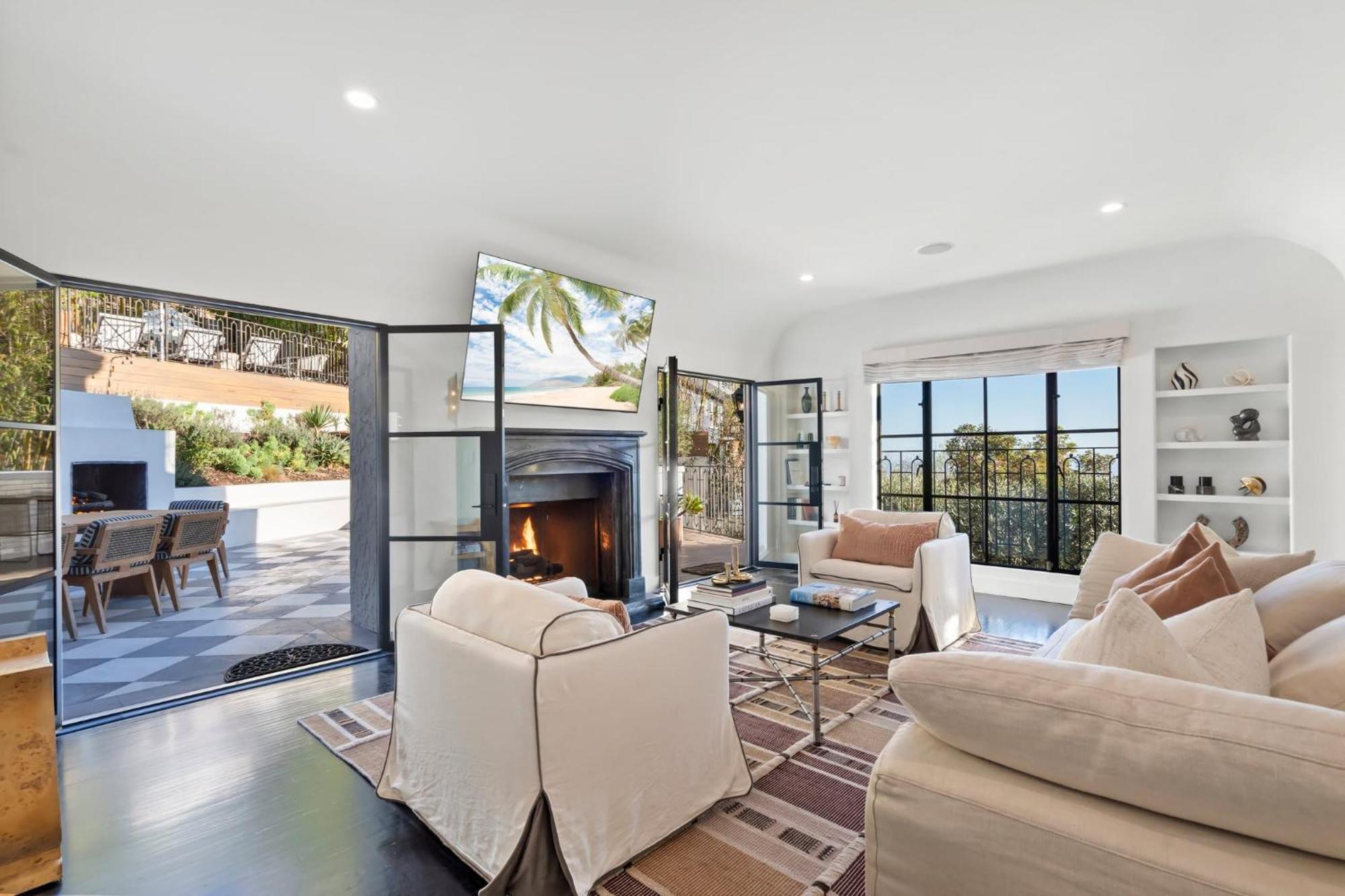 Casa Cortona By Awhile Holiday home Los Angeles