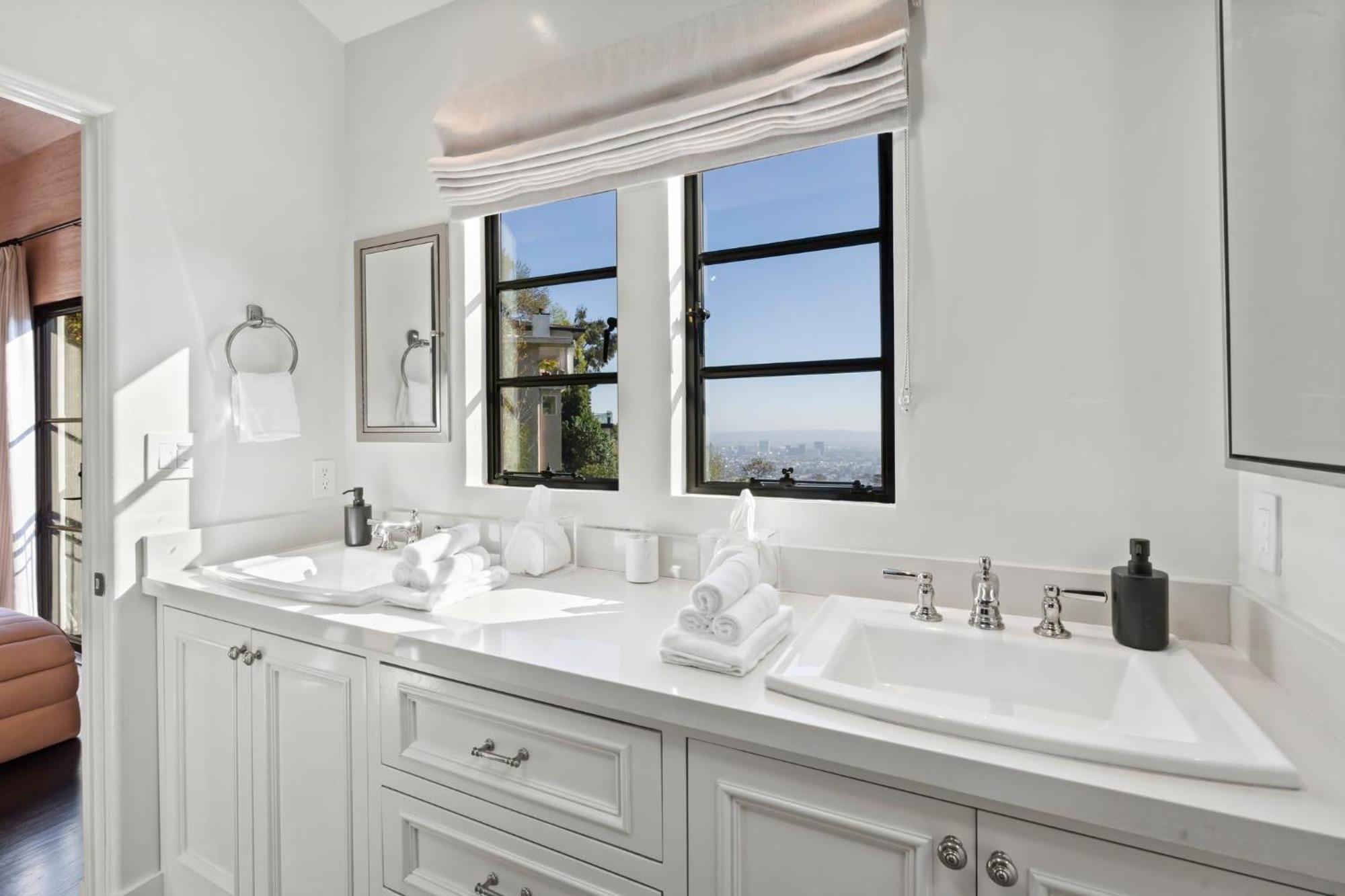 Casa Cortona By Awhile